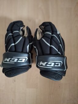 Hokejove rukavice - 2