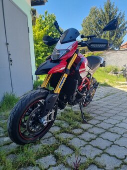Ducati Hypermotard 939 SP - 2