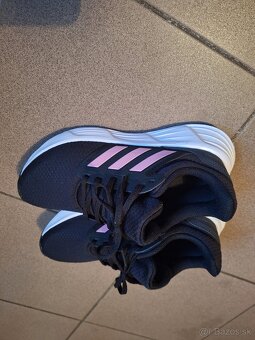 Adidas - 2