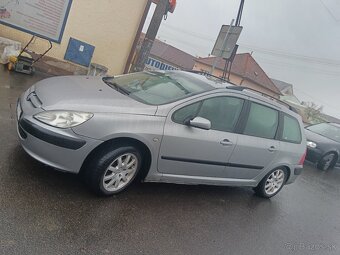 Predám auto Peugeot 307.2liter 79kw - 2