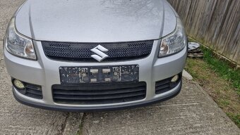 Predám na náhradné diely suzuki sx4 - 2