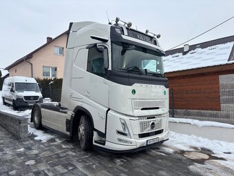 Volvo - 2