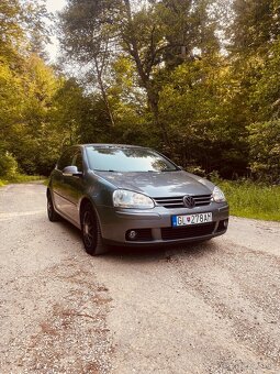 Vw Golf 5 1.6 - 2