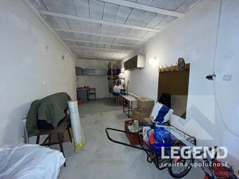 Veľká garáž v Trenčíne - 22m2, elektrina, brána na diaľk.ovl - 2
