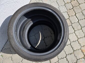 Letné pneu 278/35 R19 2 kusy 5-6 mm dezén - 2