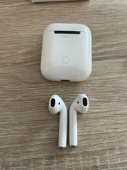 Apple AirPods 2 - 2