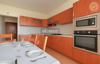 HALO reality - Predaj, trojizbový byt Prievidza, Sídlisko Za - 2