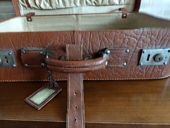 Starožitný kufor - 2