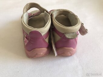 Darujem detske sandale 24 - 2