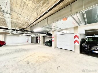 PRENÁJOM - garáž - Poprad-Západ - 2