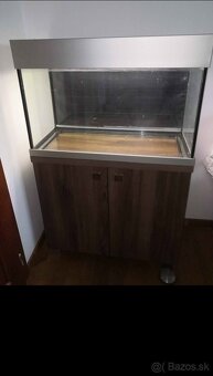 Akvárium 126l so stolíkom - 2