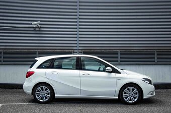 Mercedes-Benz B trieda 180 CDI BlueEFFICIENCY - 2