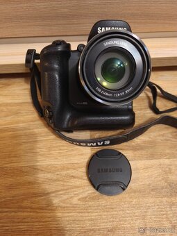 Samsung wB2200F - 2
