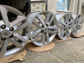 originálne hliníkové disky Toyota – 17” – Ronal - 2