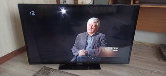 LCD TV Hyundai uhlopriečka 130 čítaj popis - 2