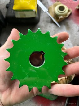 AH147557 ozubené koleso John Deere z19 - 2