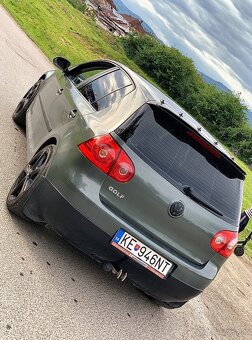 Golf 5 - 2
