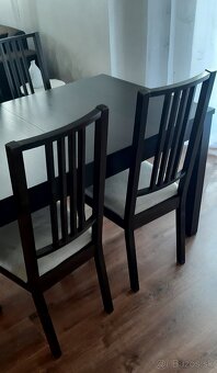 jedalenska zostava ikea stol a 4 stoličky 150 eur - 2