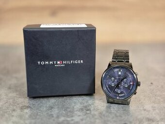 TOMMY HILFIGER model KYLE 1791633 - 2