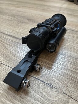 Pard 008S - 2