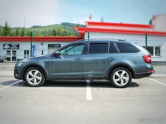 Škoda Octavia Combi 2.0 TDI Scout DSG 4x4 - 2