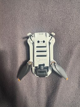 Dron DJI MINI 2 - 2