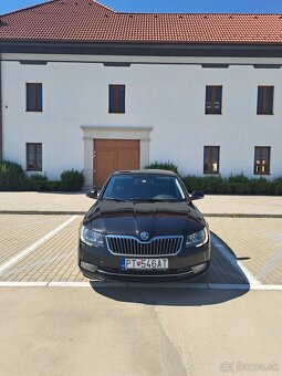 Škoda Superb 2.0 TDI CR 4x4 170k Elegance DSG - 2