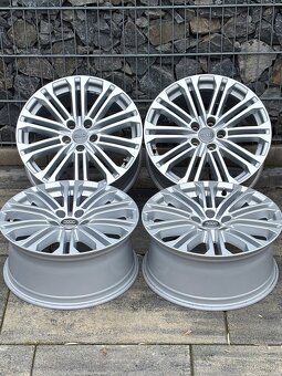 ✅ 5x112 r18 Audi original Top Stav - 2