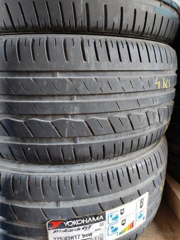 225/45 R17 - 2