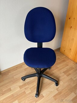 Ikea made-in-Italy otocna kancelarska stolicka - 2