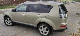 Mitsubishi Outlander 2.0 TDI 103 kw - 2