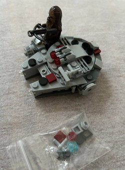 Predám LEGO Millennium Falcon Microfighter 75193-1 - 2
