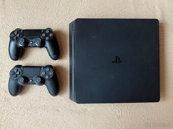 Playstation 4 - 2