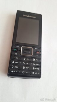 Sony ericsson J10i2 top stav - 2
