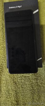 Samsung Z flip 7 - 2