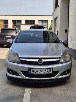 Opel Astra GTC - 2