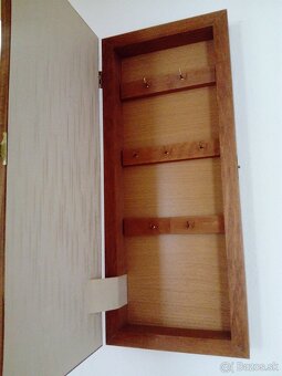 Nová skrinka na kľúče - 2