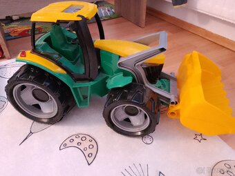 Traktor s vlečkou - 2