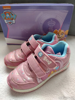 PAW Patrol svietiace tenisky, veľ.29 - 2