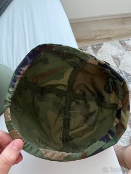 Airsoftová prilba s poťahom+ okuliare - 2