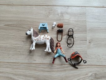 Predam Schleich 42518 set jazdkyňa Mia s poníkom Spotty - 2
