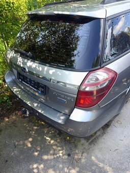 Rozpredám na náhradné diely SUBARU OUTBACK - 2