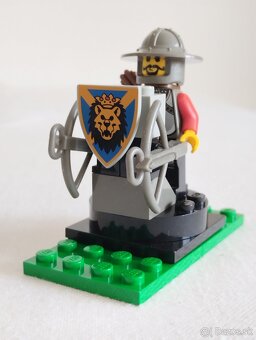 LEGO Castle 4801 Defense Archer (s krabicou) - 2