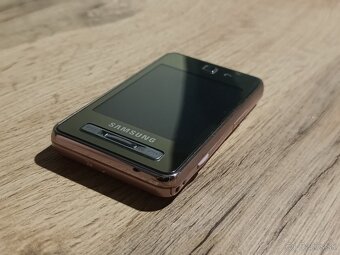 Samsung F480 - 2