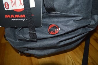 predam novy turisticky ruksak MAMMUT - 2