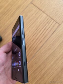 Sony Xperia XZ1 compact - 2