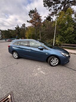 🚗 Opel Astra Sports Tourer 1.6 CDTI – MAXIMÁLNA VÝBA - 2