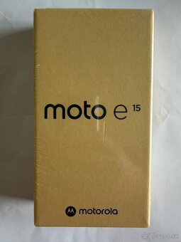 Motorola Moto E15 2GB/64GB Dual SIM NOVÝ - 2