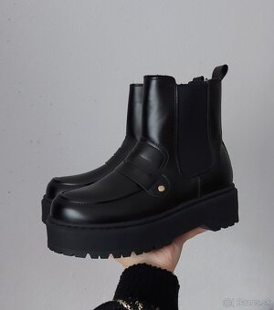 Členkové čižmy veľ. 37 - 2