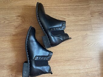 Kožené kotnikové topánky - 2